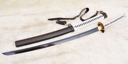 MIECZ SAMURAJSKI KATANA DO TRENINGU, STAL WARSTWOWANA CZERWONO CZARNA DAMASCEŃSKA, HARTOWANY GLINKĄ, R893