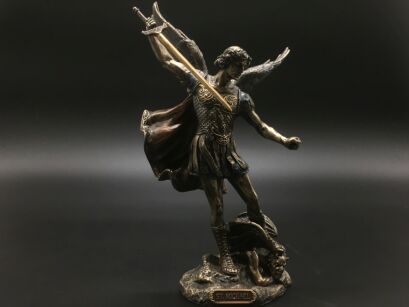 Figur Saint Michael mit Schwert - Veronese (WU76327A4)