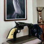 COLT PEACE MAKER 1873r SINGLE ACTION ARMY CAL 45 krótszy czarny kość (k1062-1M) - 2