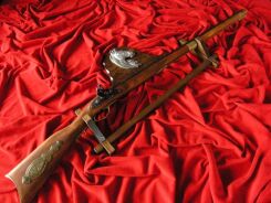 Aufhänger von Gewehren und Karabinern mit PFERD (WA218C)