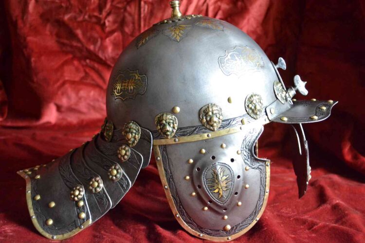 UNIQUE Helm Husar geätzt, vergoldete XVII CENTURY