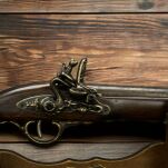 ZŁOTY WŁOSKI PISTOLET Z ZAMKIEM SKAŁKOWYM (AG316.01) - 5