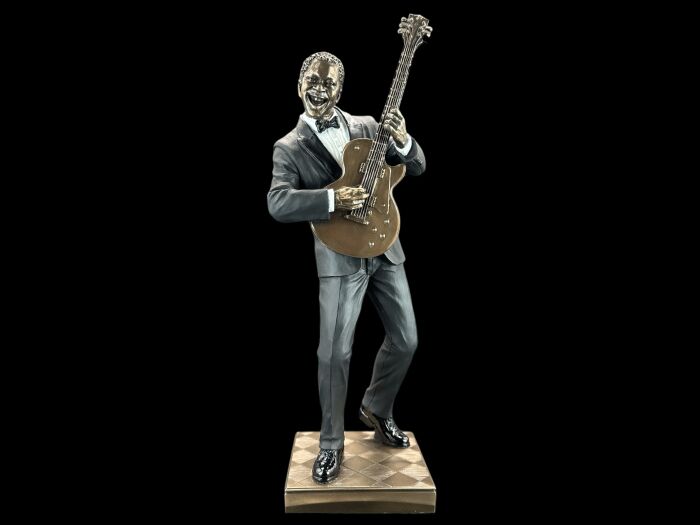 FIGURKA rzeźba GITARZYSTA statuetka VERONESE  (WU76221A4)