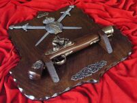 GUN Napoleonic auf Holz mit einem Mantel und zwei Schwertern (WTR-201) - 2