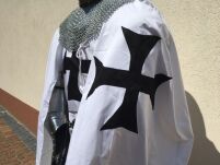 TEUTONISCHE RÜSTUNG MIT DEM SCHILD UND DEM SCHWERT J27 - 18