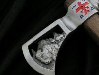 INDIAŃSKI TOMAHAWK Z BIZONEM 602 - 6