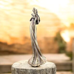 STATUETKA ŚLUBNA PANNA MŁODA Z LILIĄ VERONESE  (WU73412A4)