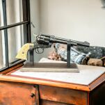 COLT PEACE MAKER 1873r SINGLE ACTION ARMY CAL 45 czarny kość (k1064-1M) - 9
