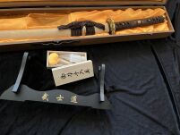 Katana Damast Plus-Wartungskit Plus Schwertständer und Truhe Schwert scharf echt zum Training Metall Damast Stahl 1045 Samurai 100% handgefertigt Nur für Erwachsene - 18 Jahre erforderlich DS076 - 15