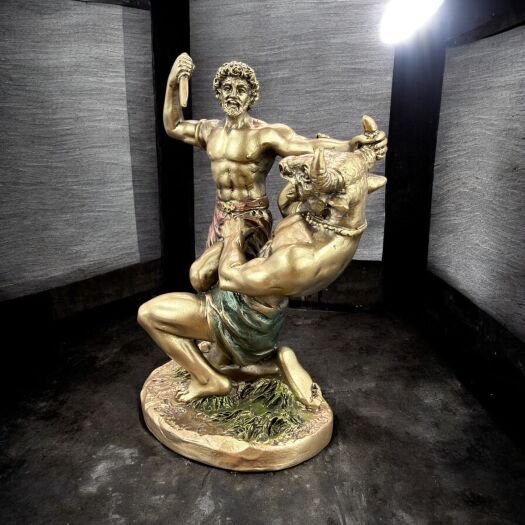 Figurka rzeźba Mały Tezeusz pokonujący Minotaura Veronese WU78413AP